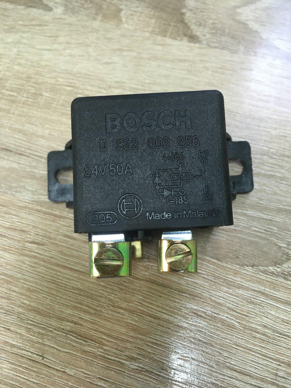 Реле 24В Bomag 421001014